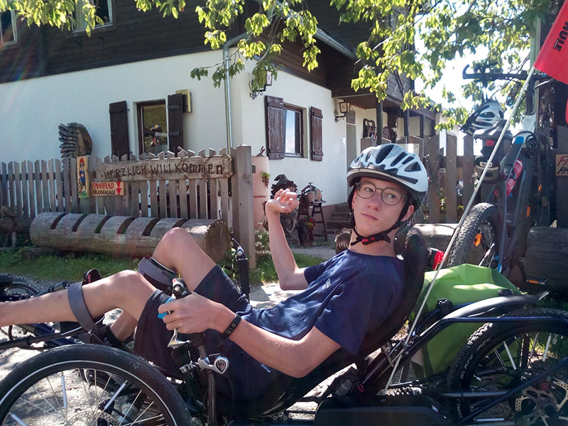 Sebasitan Santner, im Liegerad